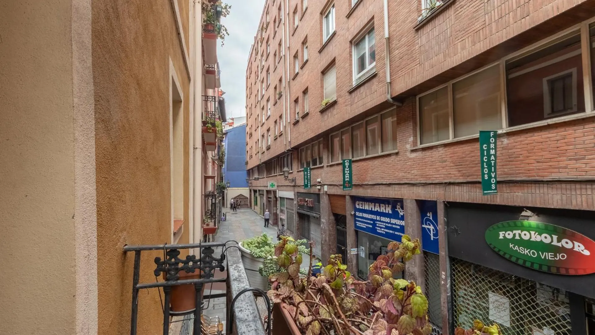 Iturribide By People Rentals Bilbao Apartment